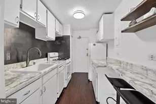 1900 Lyttonsville Rd, Silver Spring, MD 20910 - Photo 19