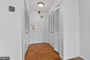 1900 Lyttonsville Rd, Silver Spring, MD 20910 - Photo 9