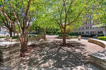 1900 Lyttonsville Road #718, Silver Spring, MD 20910 - Photo 5