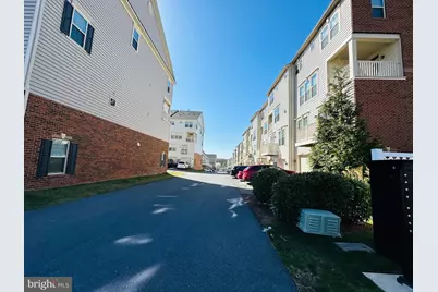 22045 Broadway Avenue #401L, Clarksburg, MD 20871 - Photo 3