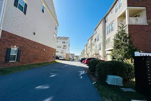 22045 Broadway Ave, Clarksburg, MD 20871 - Photo 3