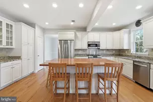 12511 Royal Crown Dr, Germantown, MD 20876 - Photo 9