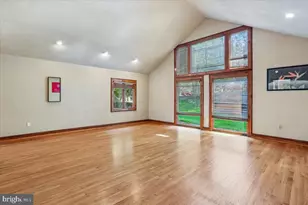 11112 Tara Rd, Potomac, MD 20854 - Photo 13