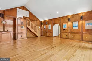 11112 Tara Rd, Potomac, MD 20854 - Photo 9