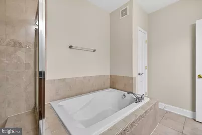 327 King Farm Boulevard #203, Rockville, MD 20850 - Photo 9