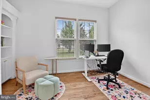 11305 Potomac Oaks Dr, Rockville, MD 20850 - Photo 23