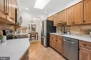 4 Cullinan Dr, Gaithersburg, MD 20878 - Photo 9