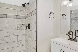 11 Ingleside Ct, Rockville, MD 20850 - Photo 37