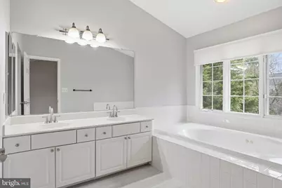 11311 Hollowstone Drive, North Bethesda, MD 20852 - Photo 23