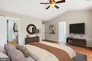 11311 Hollowstone Dr, North Bethesda, MD 20852 - Photo 5