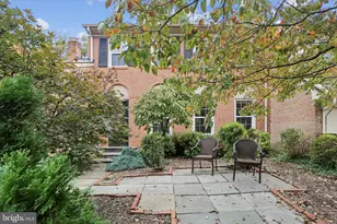 10233 Gainsborough, Potomac, MD 20854 - Photo 3