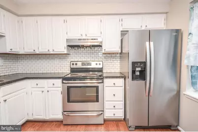 12509 Laurel Grove Place, Germantown, MD 20874 - Photo 9