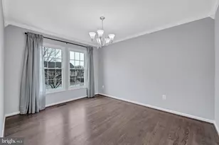 21319 Emerald Dr, Germantown, MD 20876 - Photo 13