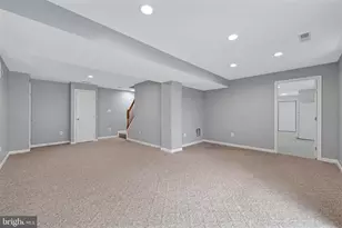 21319 Emerald Dr, Germantown, MD 20876 - Photo 25