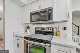 13410 Country Ridge Dr, Germantown, MD 20874 - Photo 11