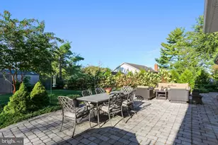 4 Olmstead Ct, Potomac, MD 20854 - Photo 45