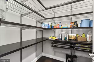 407 Crown Park Ave, Gaithersburg, MD 20878 - Photo 9