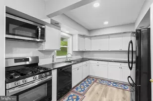 308 Clagett Dr, Rockville, MD 20851 - Photo 7