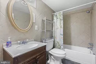 308 Clagett Dr, Rockville, MD 20851 - Photo 23