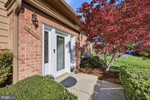 12709 Castleleigh Ct, Silver Spring, MD 20904 - Photo 3