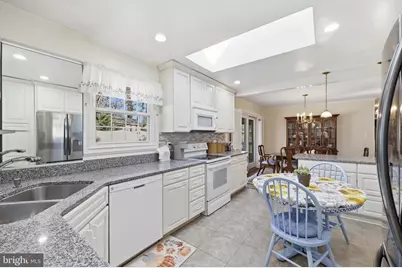 12709 Castleleigh Court, Silver Spring, MD 20904 - Photo 9