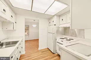 3632 Gleneagles Dr, Silver Spring, MD 20906 - Photo 9