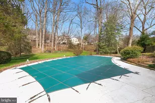 9 Trailridge Ct, Potomac, MD 20854 - Photo 9