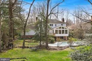 9 Trailridge Ct, Potomac, MD 20854 - Photo 3