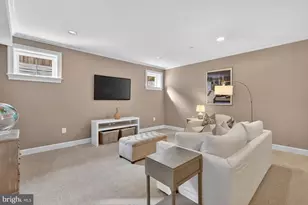 9304 Ewing Dr, Bethesda, MD 20817 - Photo 39