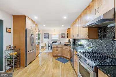 7607 Maryknoll Avenue, Bethesda, MD 20817 - Photo 13