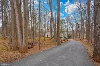 10101 Lloyd Road, Potomac, MD 20854 - Photo 7