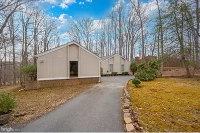 10101 Lloyd Road, Potomac, MD 20854 - Photo 9