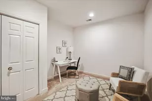 5 Maidens Bower Ct, Potomac, MD 20854 - Photo 33