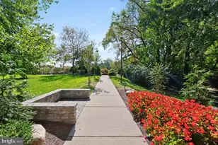 10101 Grosvenor Pl, Rockville, MD 20852 - Photo 27