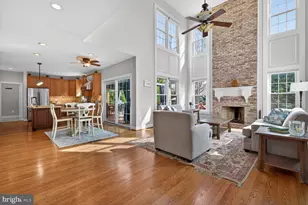 10713 Cloverbrooke Dr, Potomac, MD 20854 - Photo 15