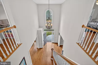 10713 Cloverbrooke Drive, Potomac, MD 20854 - Photo 5