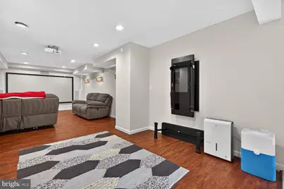 10713 Cloverbrooke Drive, Potomac, MD 20854 - Photo 35