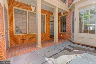 904 Oak Knoll Terrace, Rockville, MD 20850 - Photo 5