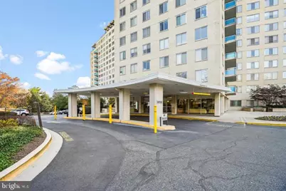 10500 Rockville Pik #P-162, Rockville, MD 20852 - Photo 3