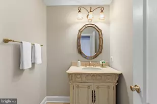 712 Brandon Green Dr, Silver Spring, MD 20904 - Photo 19