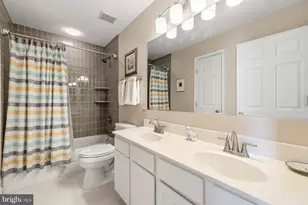 487 Winding Rose Dr, Rockville, MD 20850 - Photo 31