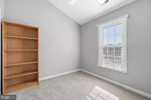 487 Winding Rose Dr, Rockville, MD 20850 - Photo 29