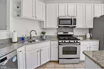 20 Golden Ash Way, Gaithersburg, MD 20878 - Photo 9