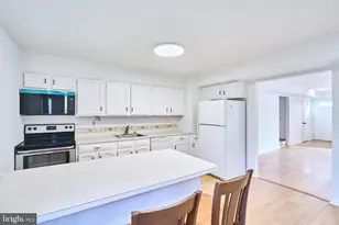 5 Briarstone Ln, Gaithersburg, MD 20877 - Photo 9