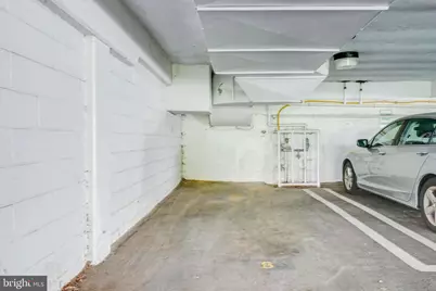 7400 Lakeview Drive #405, Bethesda, MD 20817 - Photo 23