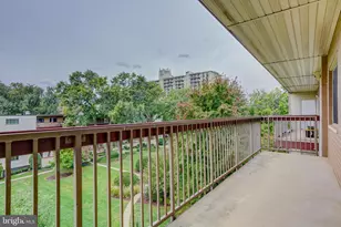 7400 Lakeview Dr, Bethesda, MD 20817 - Photo 21