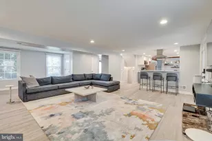 8501 Aqueduct Rd, Potomac, MD 20854 - Photo 11