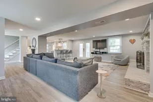 8501 Aqueduct Rd, Potomac, MD 20854 - Photo 9