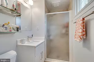 8501 Aqueduct Rd, Potomac, MD 20854 - Photo 27