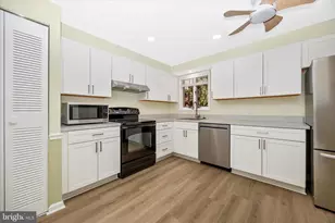 14 Cherry Grove, North Potomac, MD 20878 - Photo 5